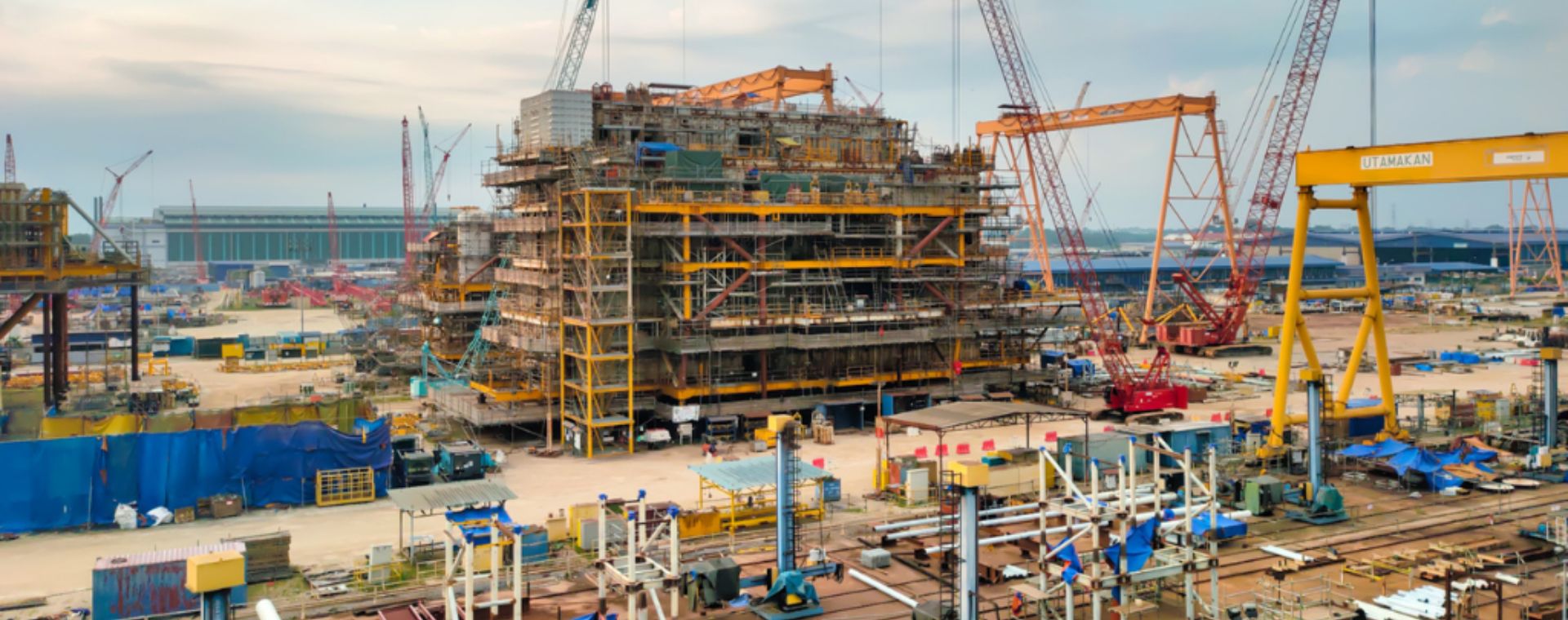 Industrial construction and fabrication environment